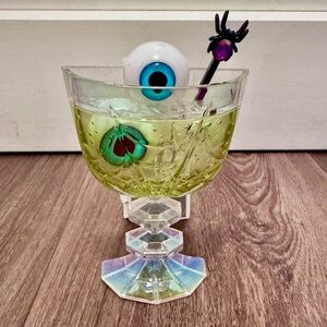 Bath & Body Works White and Black Spider wallflower Plug Halloween